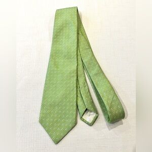 Brooks Brothers Spring Green Silk Tie with Repeat Design